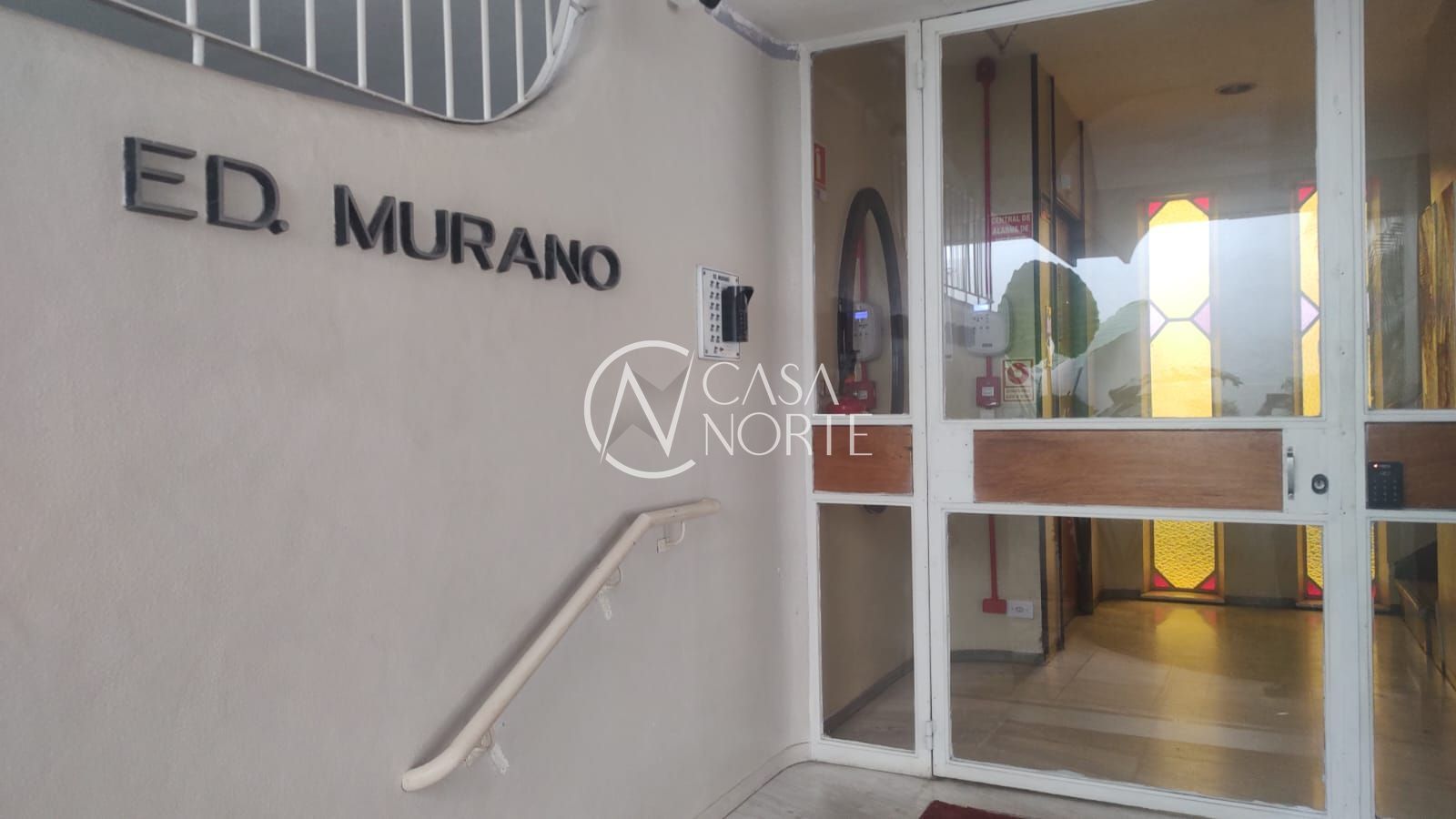 Apartamento à venda com 3 quartos, 92m², 1 suíte, 1 vaga, Avenida Venâncio Aires no bairro Azenha em Porto Alegre