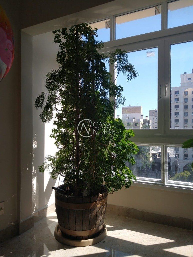 Cobertura à venda com 4 quartos, 350m², 4 suítes, 14 vagas, Rua Barão do Amazonas no bairro Petrópolis em Porto Alegre