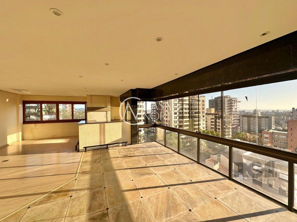 Apartamento à venda com 4 quartos, 274m², 4 suítes, 3 vagas, Rua Coronel Joaquim Pedro Salgado no bairro Rio Branco em Porto Alegre