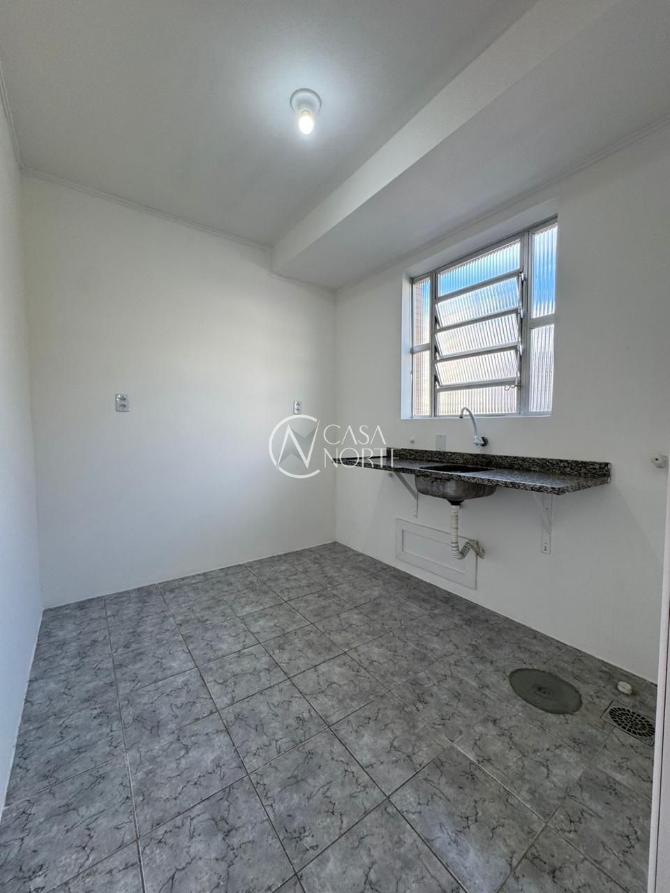 Apartamento à venda com 1 quarto, 32m², Rua João Cândido no bairro Vila Ipiranga em Porto Alegre