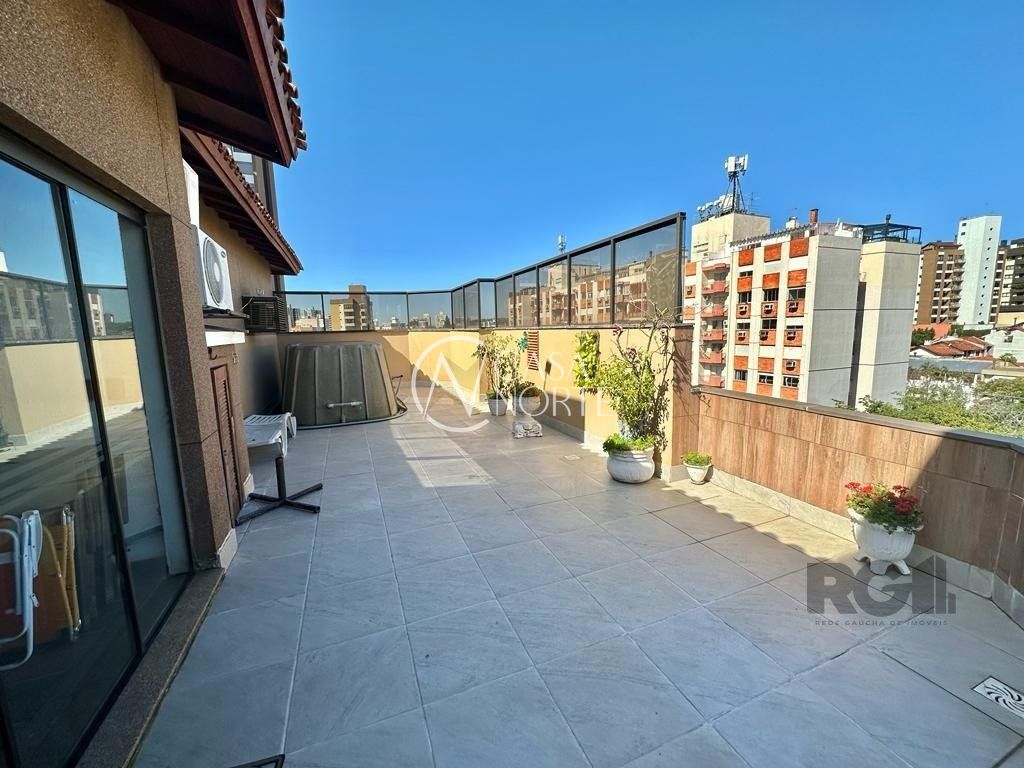 Cobertura à venda com 4 quartos, 280m², 1 suíte, 2 vagas, Rua Anita Garibaldi no bairro Boa Vista em Porto Alegre