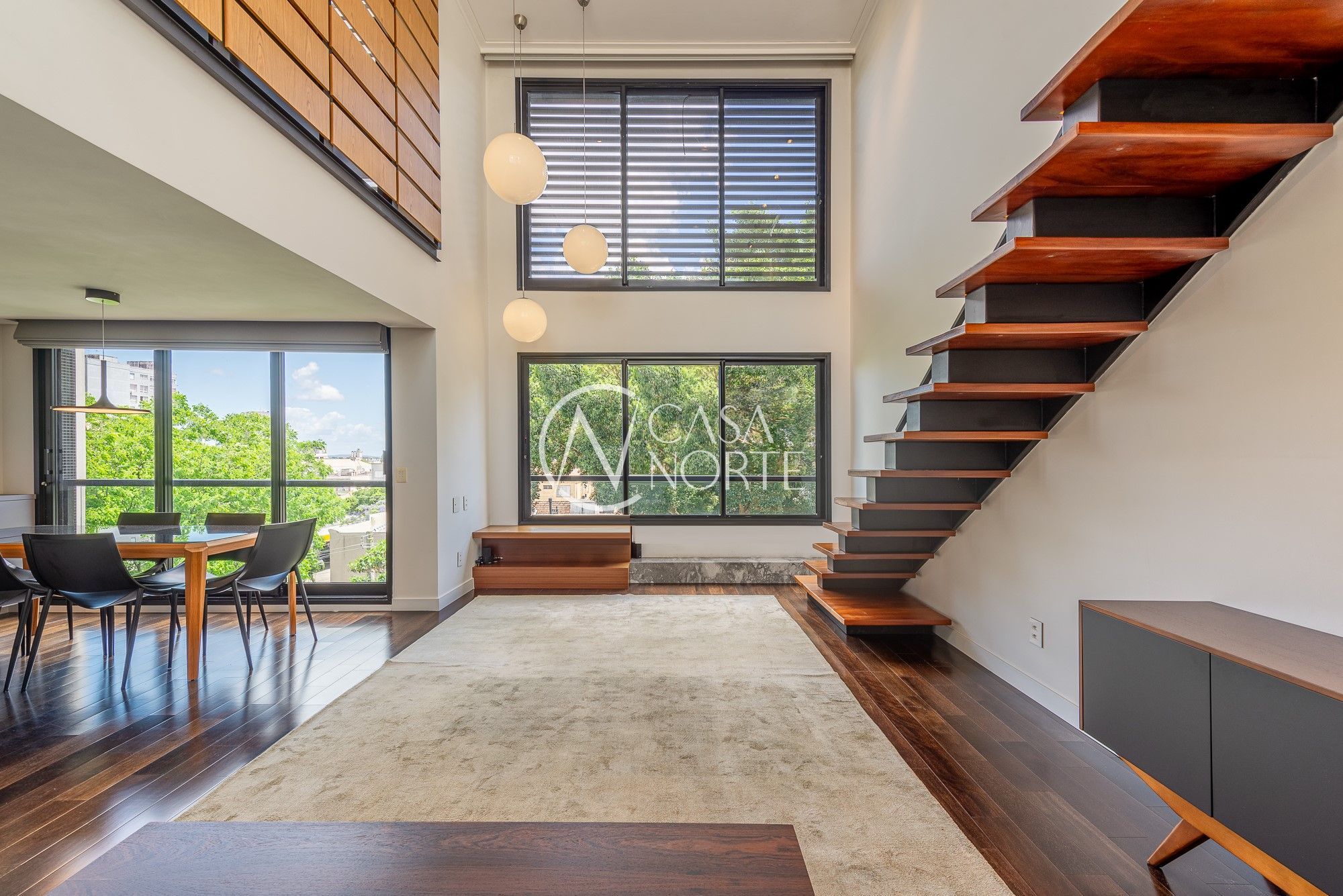 Cobertura à venda com 2 quartos, 115m², 2 suítes, 1 vaga, Avenida América no bairro Moinhos de Vento em Porto Alegre