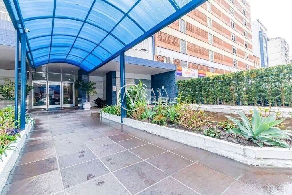 Apartamento à venda com 3 quartos, 146m², 1 suíte, 1 vaga, Rua Siqueira Campos no bairro Centro Histórico em Porto Alegre