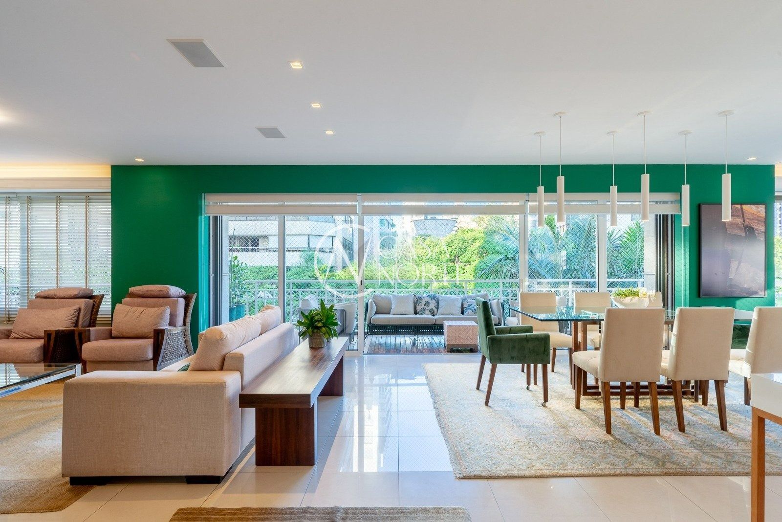 Apartamento à venda com 4 quartos, 278m², 4 suítes, 4 vagas, Rua Engenheiro Olavo Nunes no bairro Bela Vista em Porto Alegre