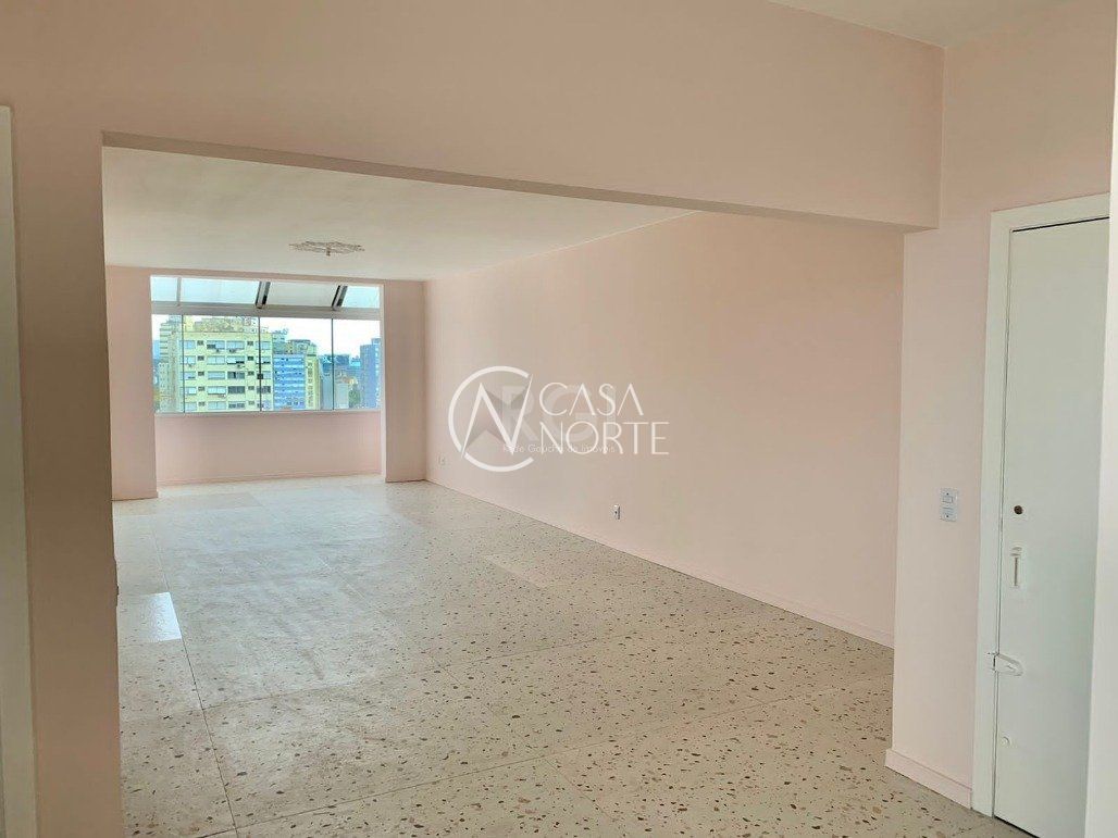 Apartamento à venda com 3 quartos, 146m², 1 suíte, 1 vaga, Rua Siqueira Campos no bairro Centro Histórico em Porto Alegre