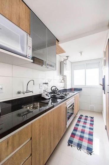 Apartamento à venda com 2 quartos, 69m², 1 suíte, 2 vagas, Rua Tobias Barreto no bairro Partenon em Porto Alegre