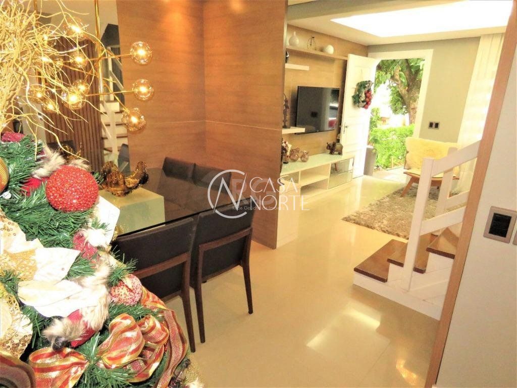 Casa à venda com 2 quartos, 77m², 2 suítes, 1 vaga, Avenida José Aloísio Filho no bairro Humaitá em Porto Alegre