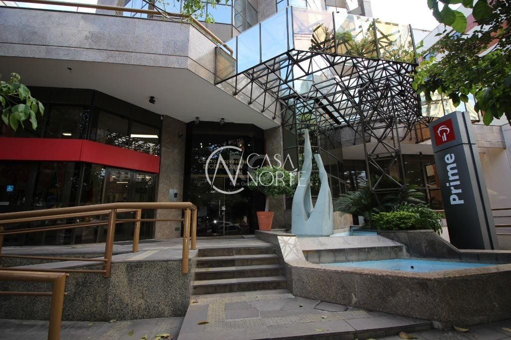 Sala Comercial à venda , 157m², 1 vaga, Avenida Carlos Gomes no bairro Auxiliadora em Porto Alegre
