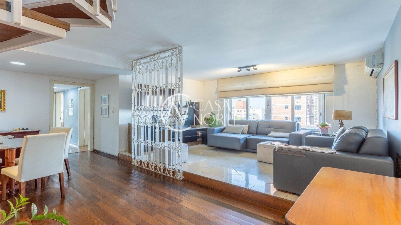 Cobertura à venda com 3 quartos, 205m², 1 suíte, 2 vagas, Rua Ferreira Viana no bairro Petrópolis em Porto Alegre