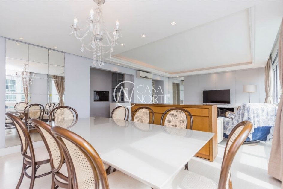 Apartamento à venda com 3 quartos, 134m², 3 suítes, 3 vagas, Rua Jari no bairro Passo da Areia em Porto Alegre