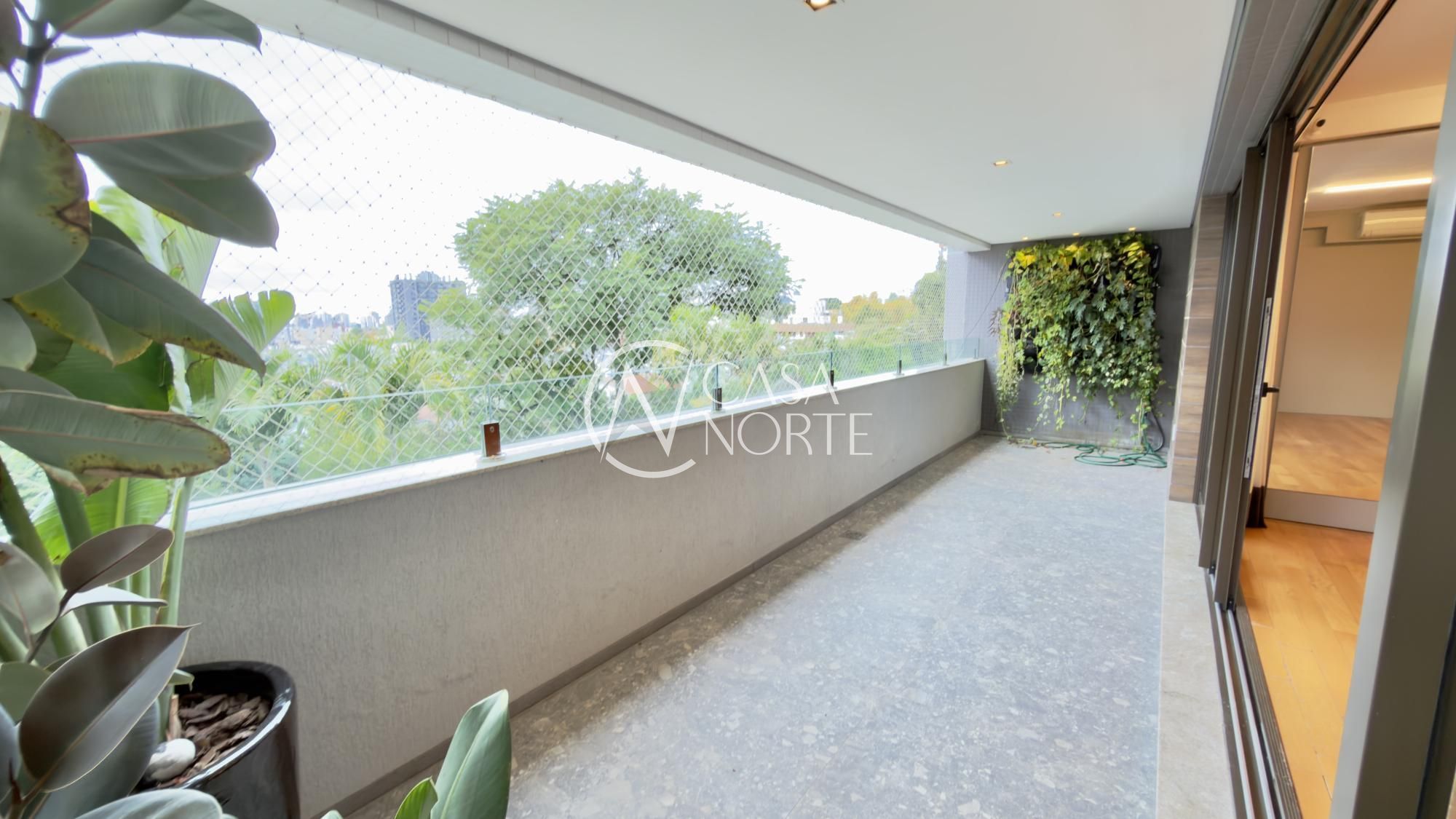 Apartamento à venda com 3 quartos, 203m², 3 suítes, 3 vagas, Rua Campos Sales no bairro Boa Vista em Porto Alegre