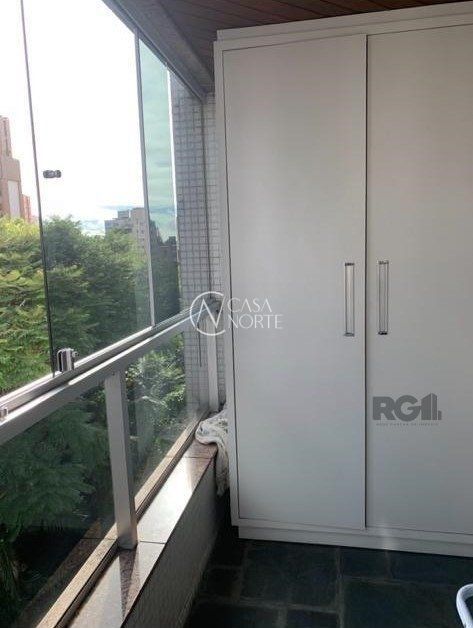 Cobertura à venda com 3 quartos, 218m², 1 suíte, 2 vagas, Avenida Cristóvão Colombo no bairro Higienópolis em Porto Alegre