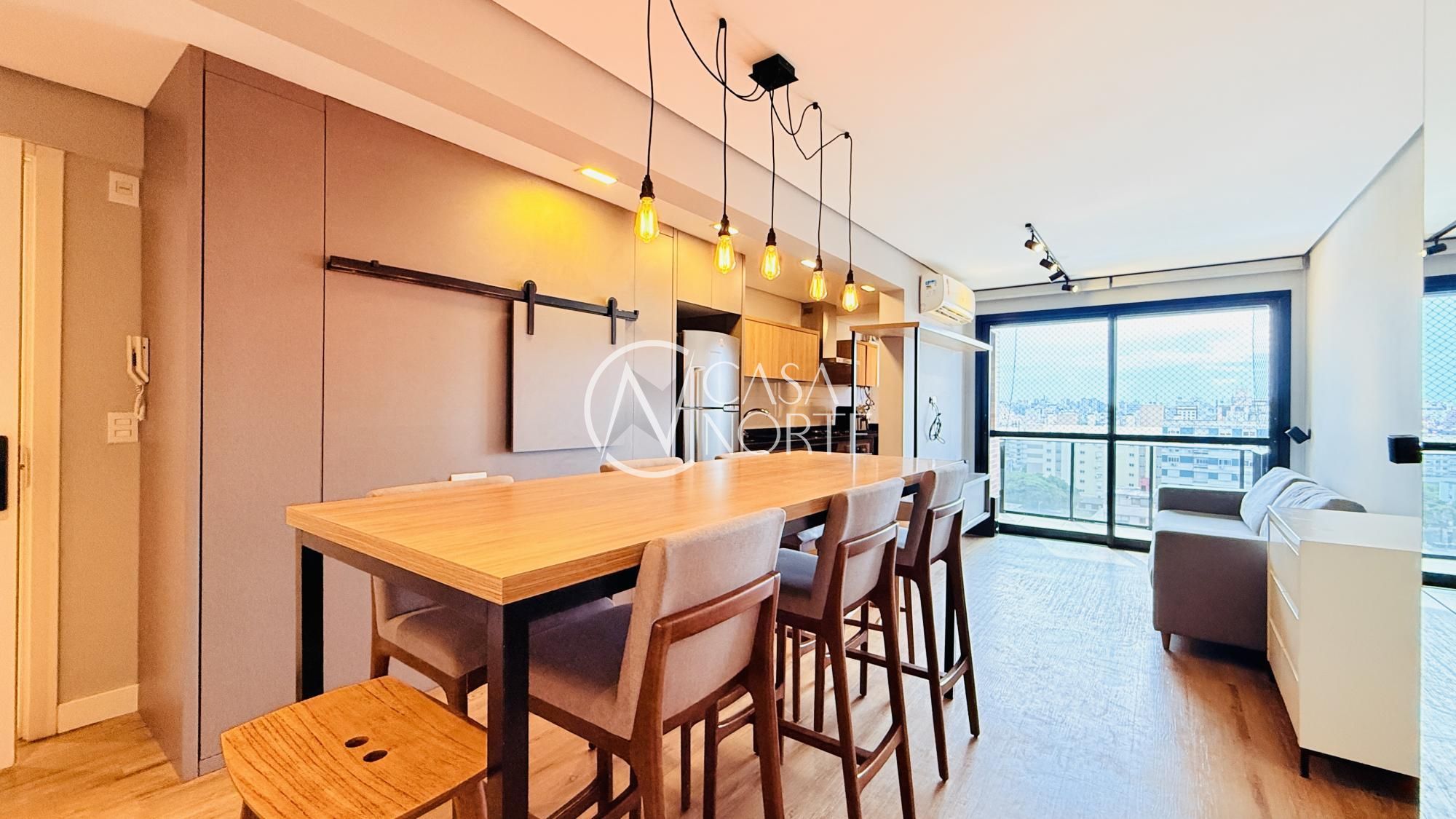 Apartamento à venda com 2 quartos, 73m², 1 suíte, 1 vaga, Rua Veador Porto no bairro Santana em Porto Alegre