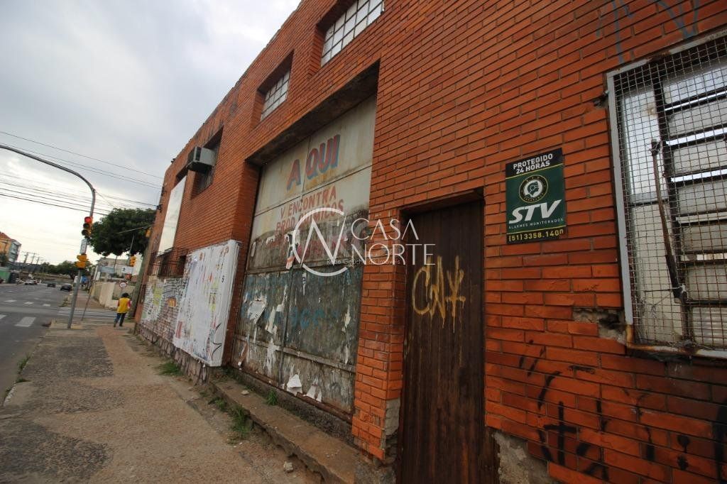 Pavilhão à venda , 1040m², Rua Dona Margarida no bairro Navegantes em Porto Alegre