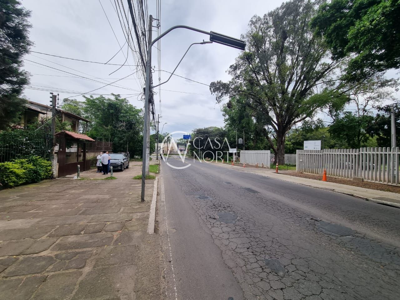 Terreno à venda  com 517m², Avenida da Cavalhada no bairro Cavalhada em Porto Alegre