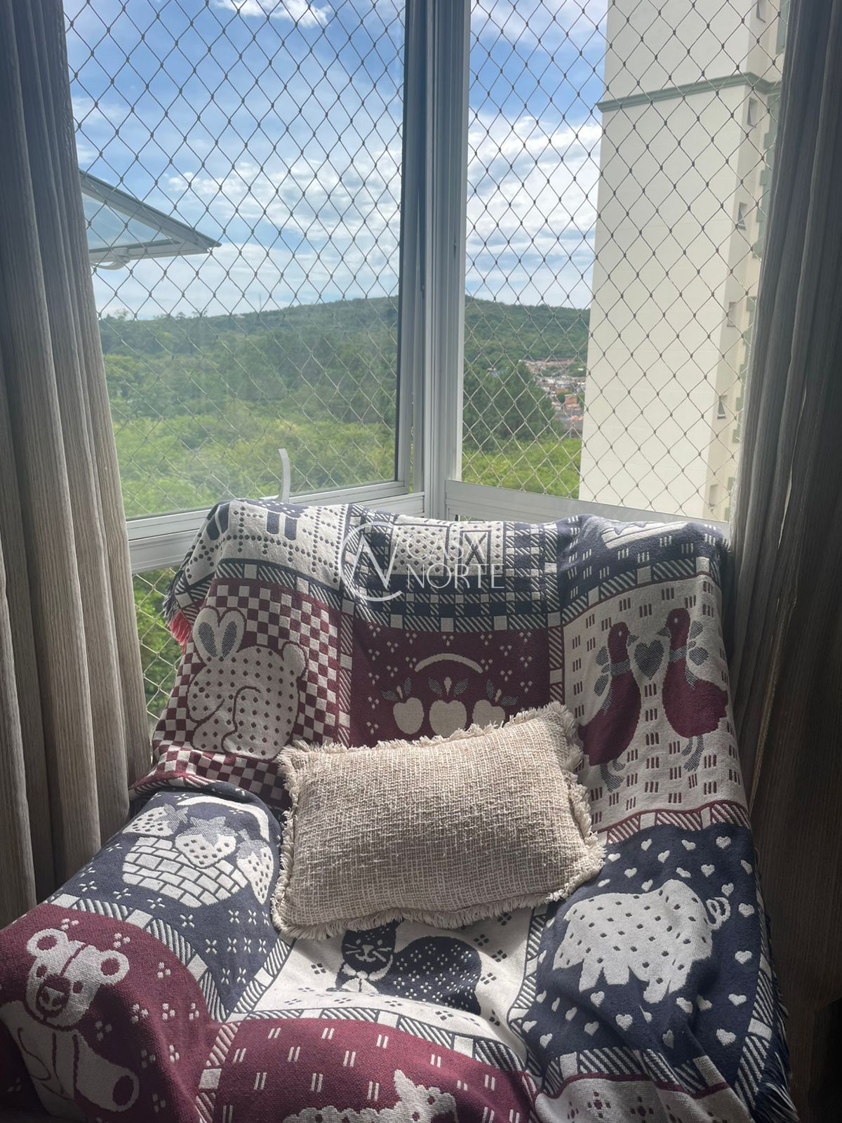 Apartamento à venda com 3 quartos, 72m², 1 suíte, 1 vaga, Avenida da Cavalhada no bairro Cavalhada em Porto Alegre