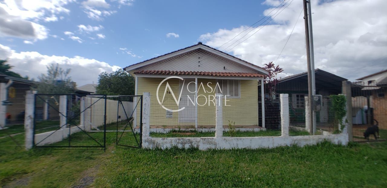 Casa à venda com 2 quartos, 85m², 3 vagas, Rua Reinaldo Muller no bairro Ponta Grossa em Porto Alegre