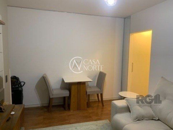 Apartamento à venda com 1 quarto, 43m², 1 vaga, Rua Doutor Pereira Neto no bairro Tristeza em Porto Alegre