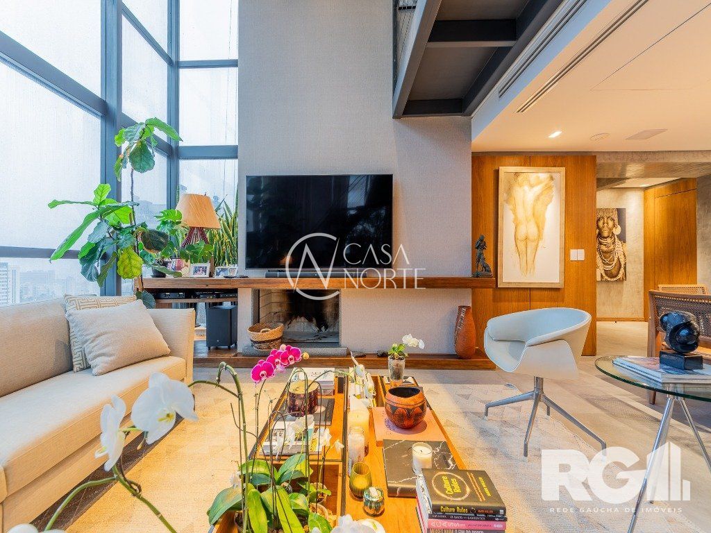 Apartamento à venda com 3 quartos, 174m², 3 suítes, 3 vagas, Rua Coronel Aurélio Bitencourt no bairro Rio Branco em Porto Alegre