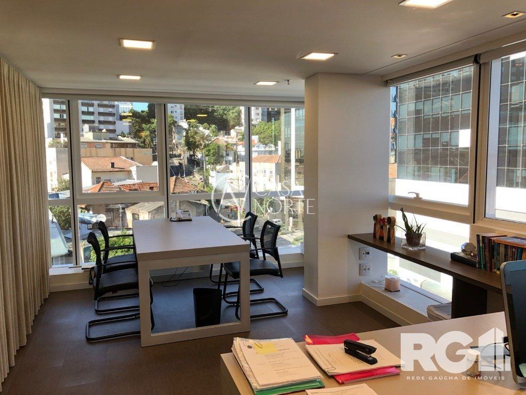Sala Comercial à venda , 52m², Ramiro Barcelos no bairro Bom Fim em Porto Alegre