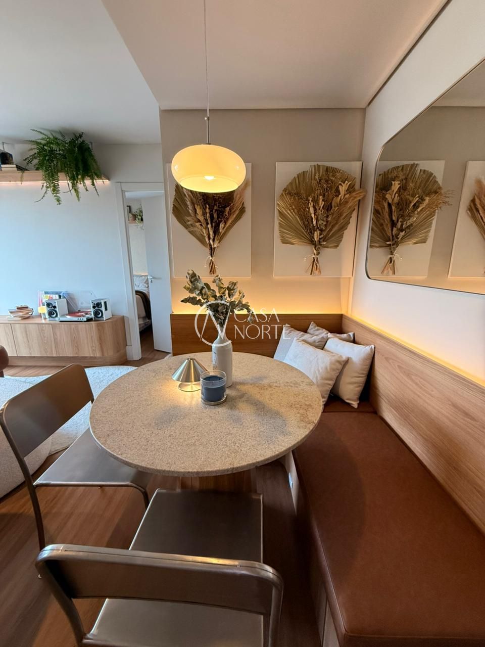 Apartamento à venda com 1 quarto, 42m², 1 suíte, 1 vaga, Carmen no bairro Moinhos de Vento em Porto Alegre