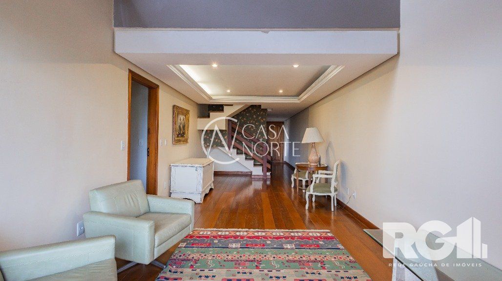 Cobertura à venda com 3 quartos, 234m², 2 suítes, 2 vagas, Avenida Mariland no bairro São João em Porto Alegre