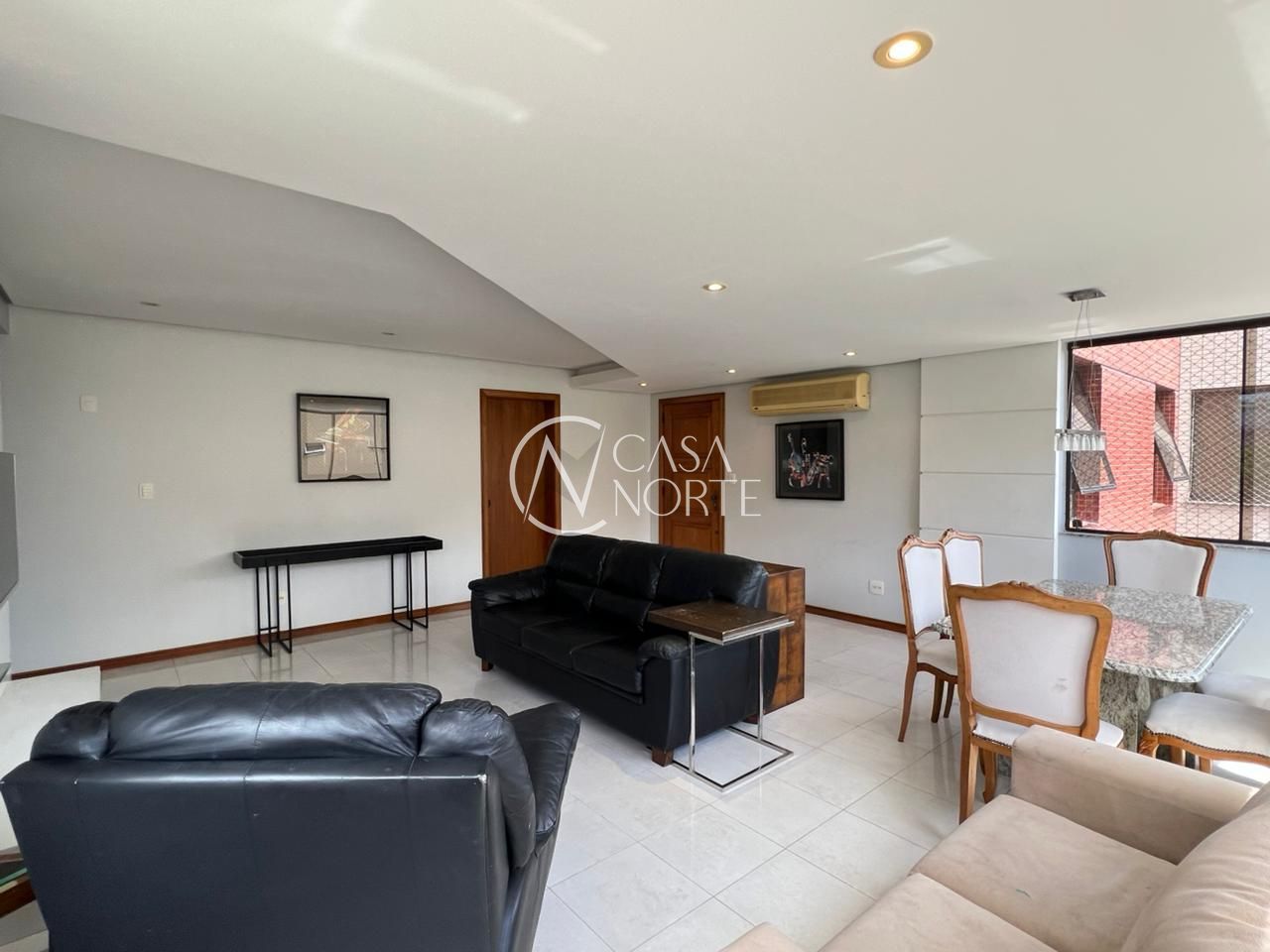 Apartamento à venda com 2 quartos, 105m², 1 suíte, 2 vagas, Avenida Bagé no bairro Petrópolis em Porto Alegre