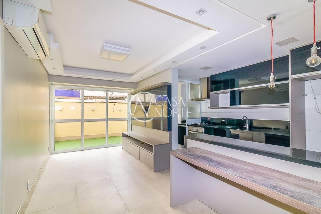 Apartamento Garden à venda com 1 quarto, 68m², 1 suíte, 1 vaga, Avenida Lavras no bairro Petrópolis em Porto Alegre