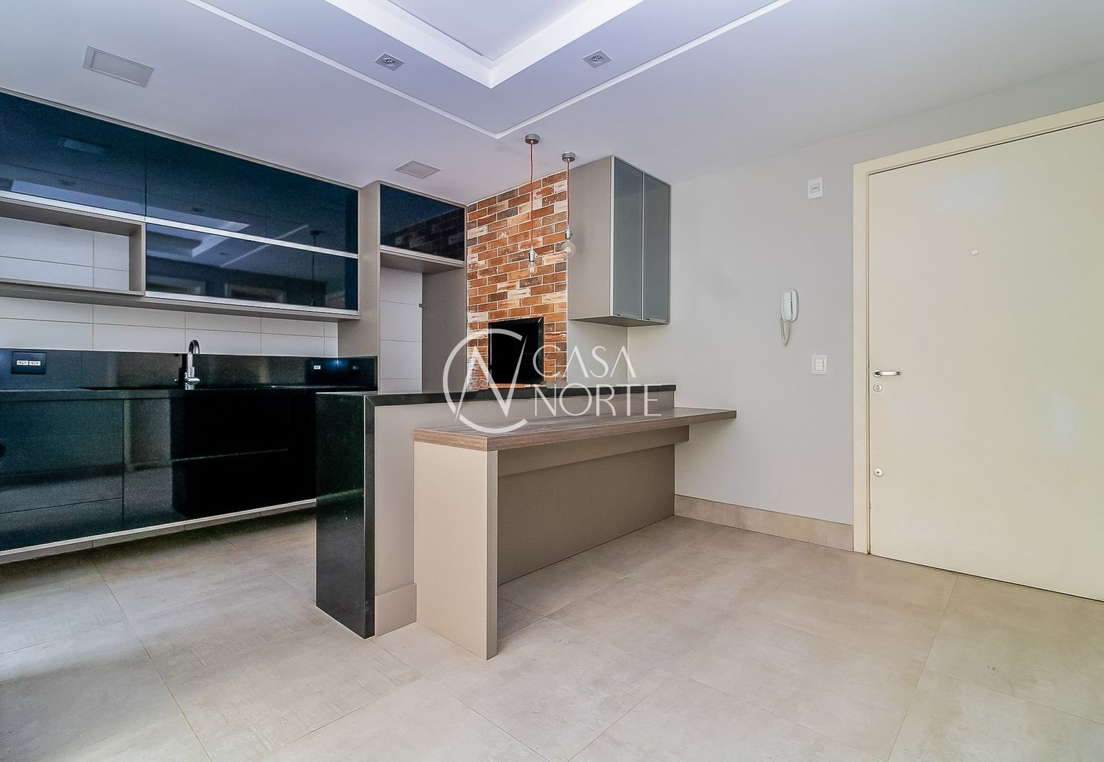 Apartamento Garden à venda com 1 quarto, 68m², 1 suíte, 1 vaga, Avenida Lavras no bairro Petrópolis em Porto Alegre