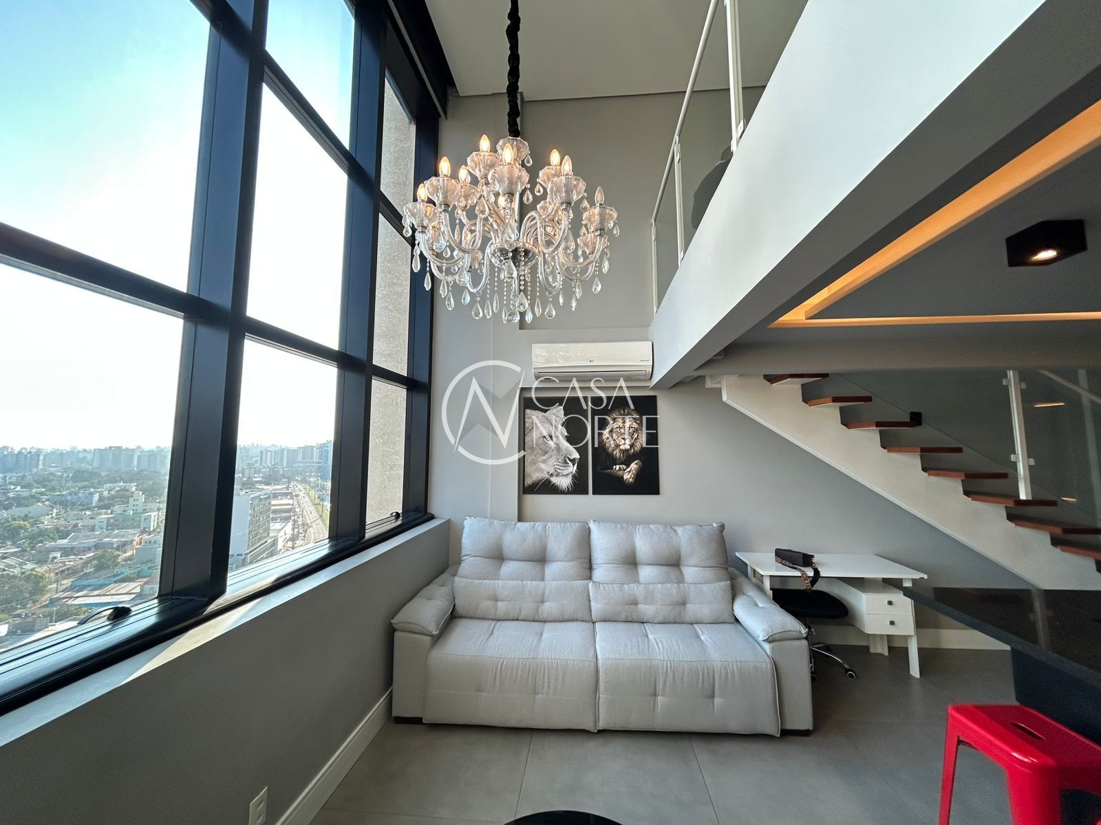 Duplex à venda com 1 quarto, 57m², 1 suíte, 2 vagas, Avenida Ipiranga no bairro Jardim Carvalho em Porto Alegre