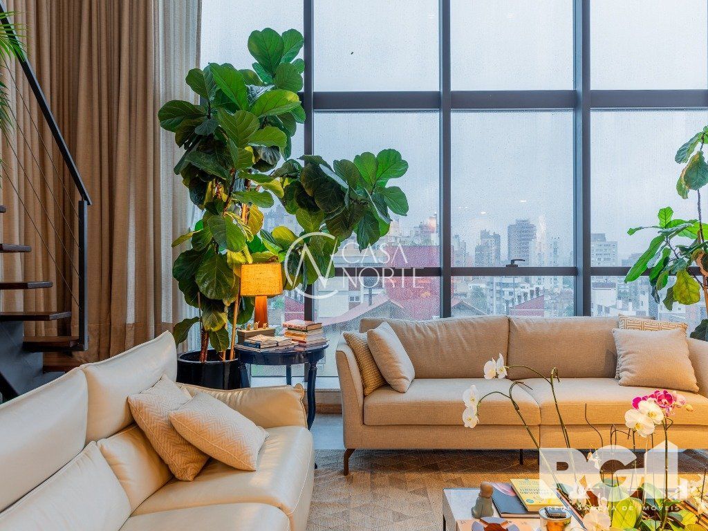 Apartamento à venda com 3 quartos, 174m², 3 suítes, 3 vagas, Rua Coronel Aurélio Bitencourt no bairro Rio Branco em Porto Alegre