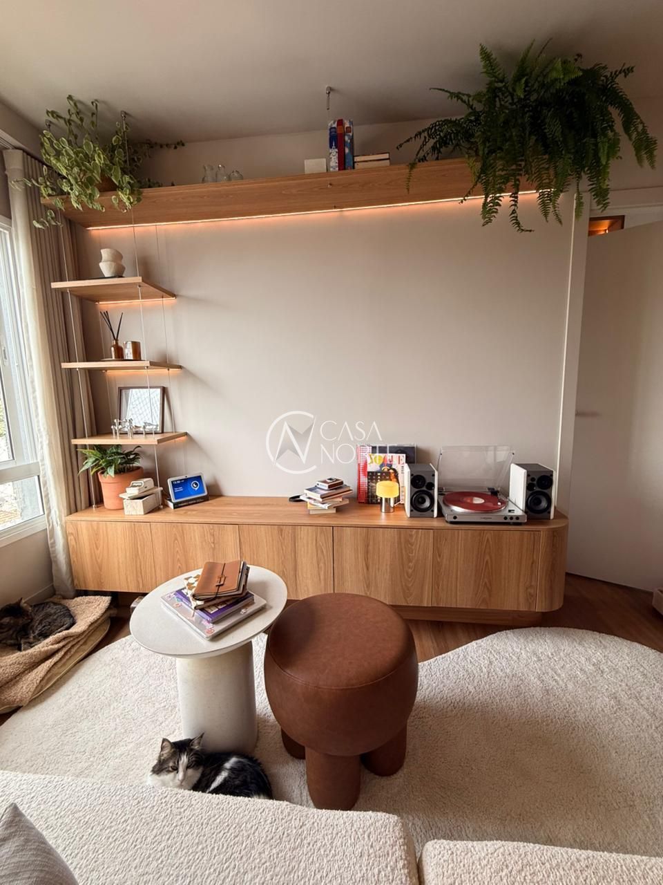 Apartamento à venda com 1 quarto, 42m², 1 suíte, 1 vaga, Carmen no bairro Moinhos de Vento em Porto Alegre
