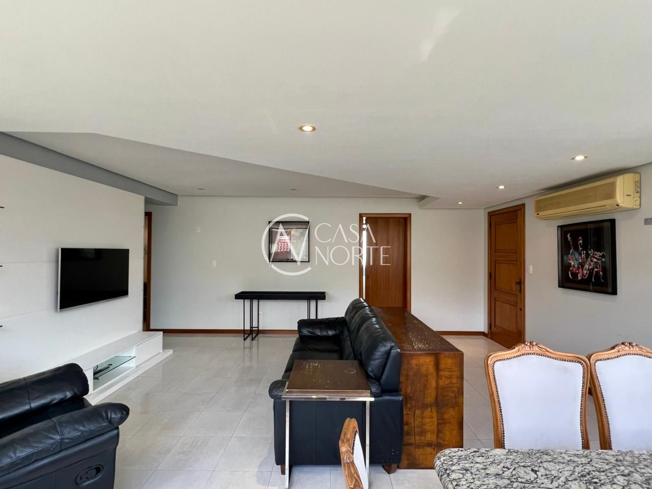 Apartamento à venda com 2 quartos, 105m², 1 suíte, 2 vagas, Avenida Bagé no bairro Petrópolis em Porto Alegre