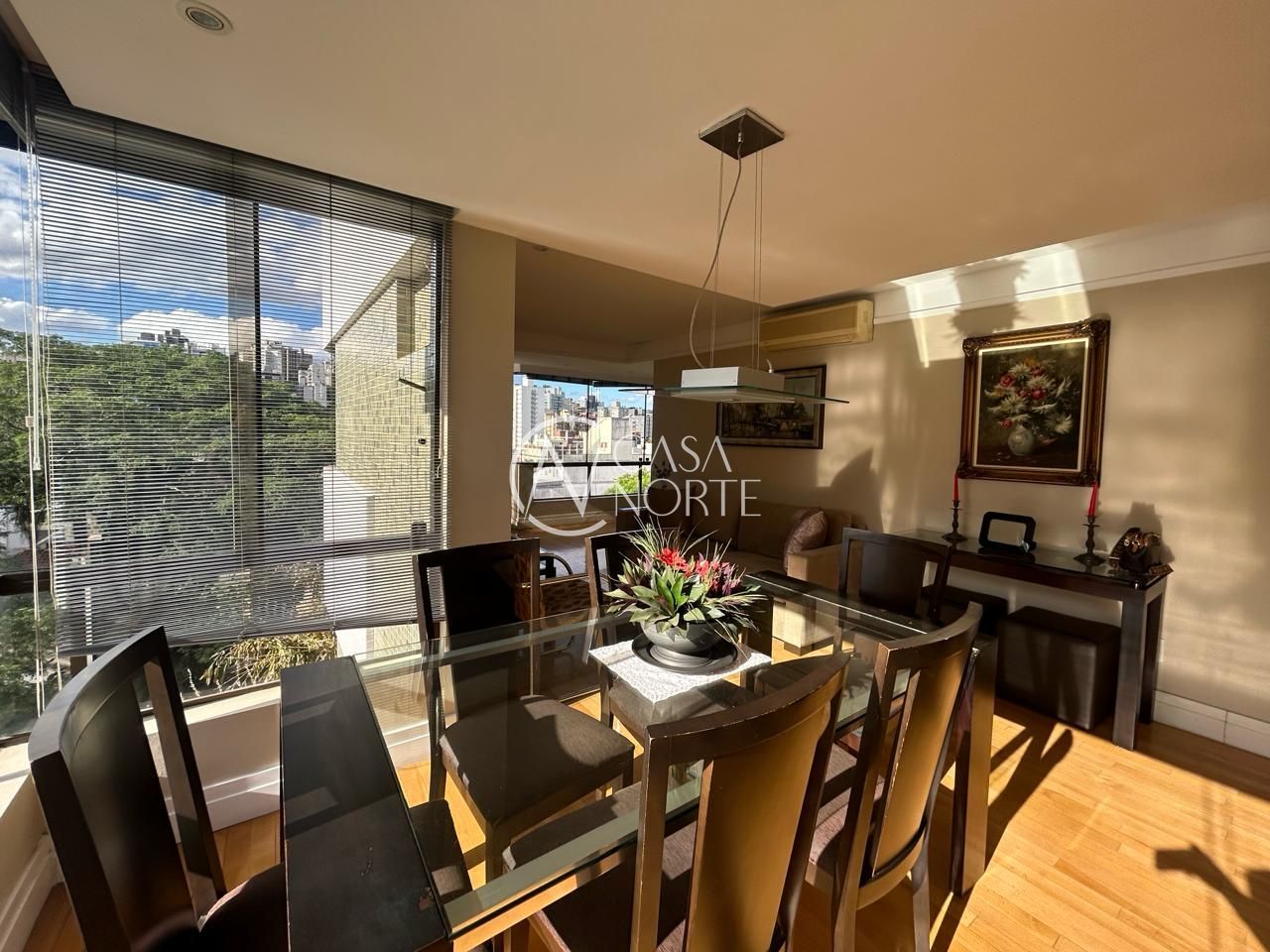 Apartamento à venda com 3 quartos, 113m², 1 suíte, 2 vagas, Rua Perpétua Teles no bairro Petrópolis em Porto Alegre