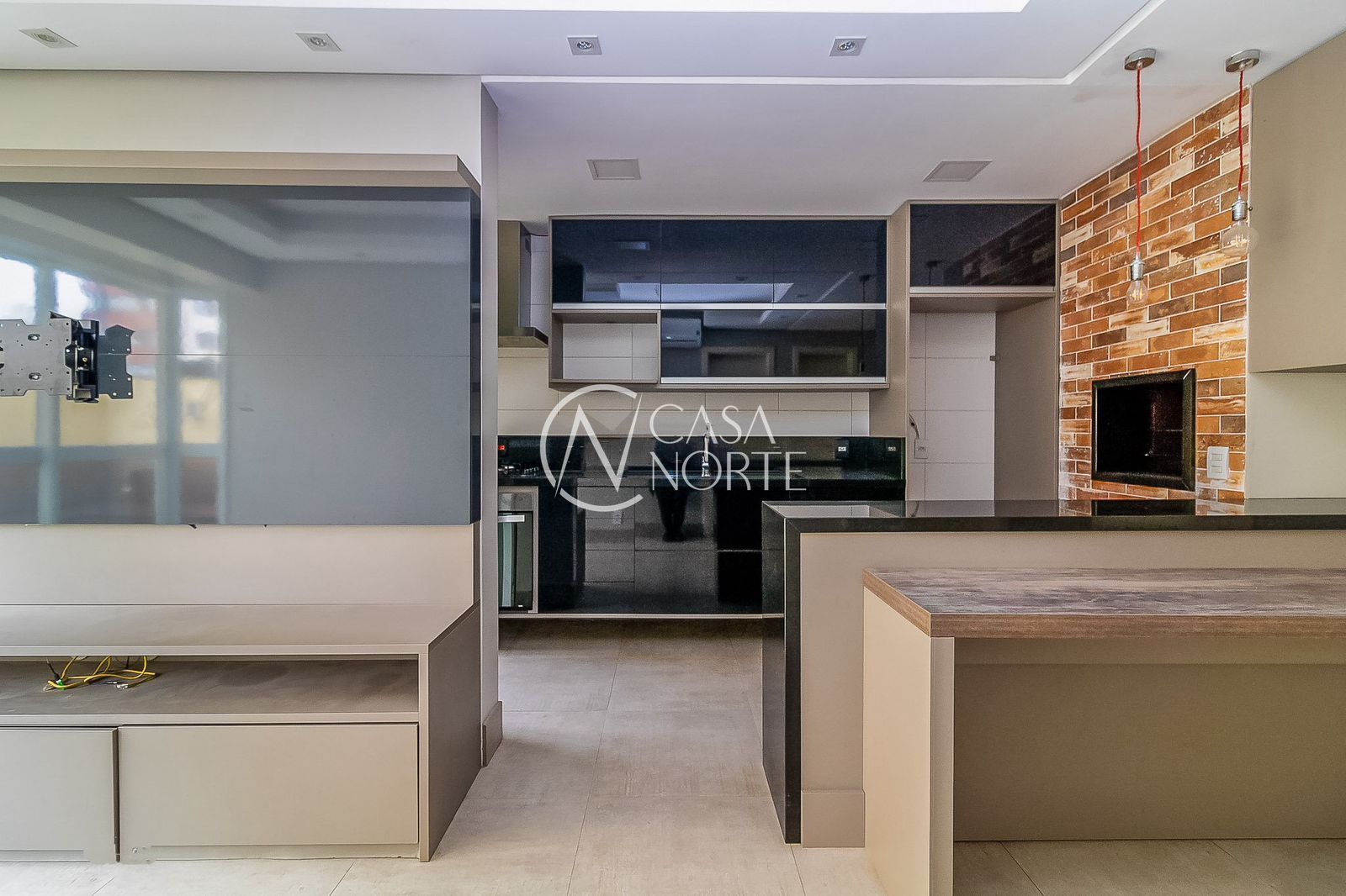 Apartamento Garden à venda com 1 quarto, 68m², 1 suíte, 1 vaga, Avenida Lavras no bairro Petrópolis em Porto Alegre