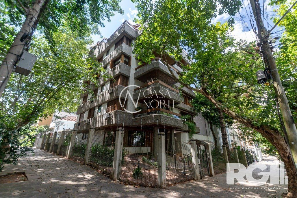 Apartamento à venda com 3 quartos, 140m², 1 suíte, 2 vagas, Rua Coronel Corte Real no bairro Petrópolis em Porto Alegre