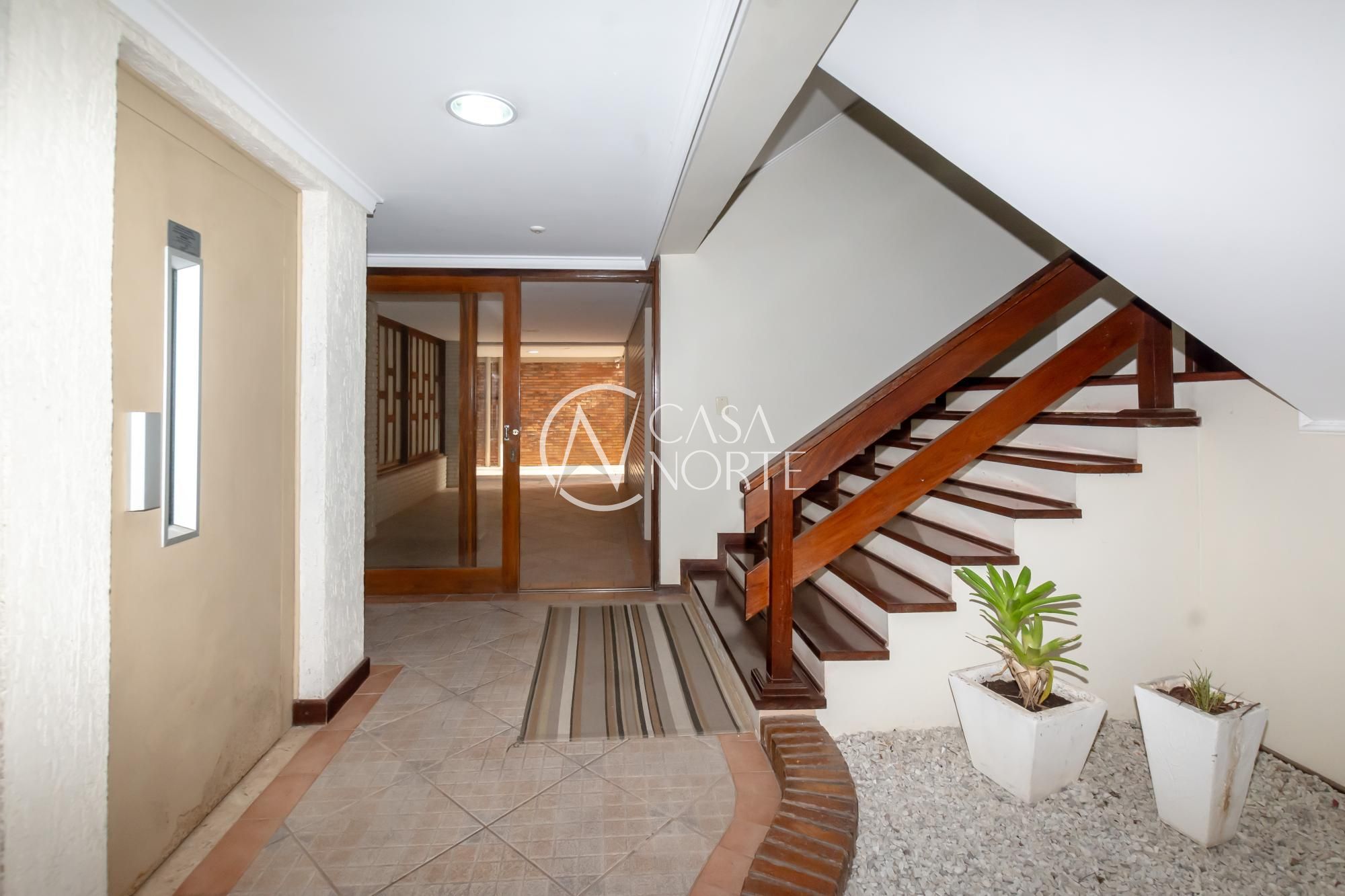 Apartamento à venda com 4 quartos, 231m², 2 suítes, 2 vagas, Avenida Cai no bairro Cristal em Porto Alegre