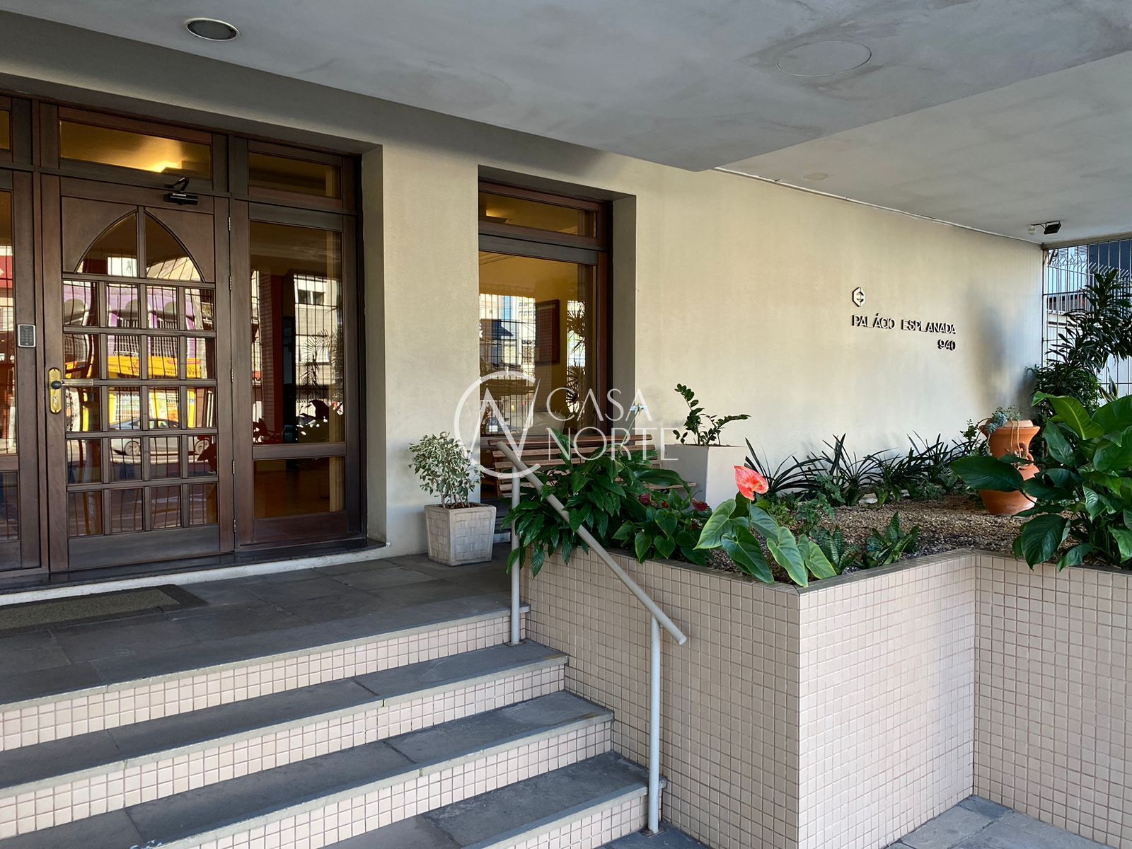 Apartamento à venda com 3 quartos, 102m², 1 suíte, 1 vaga, Rua Mariante no bairro Rio Branco em Porto Alegre