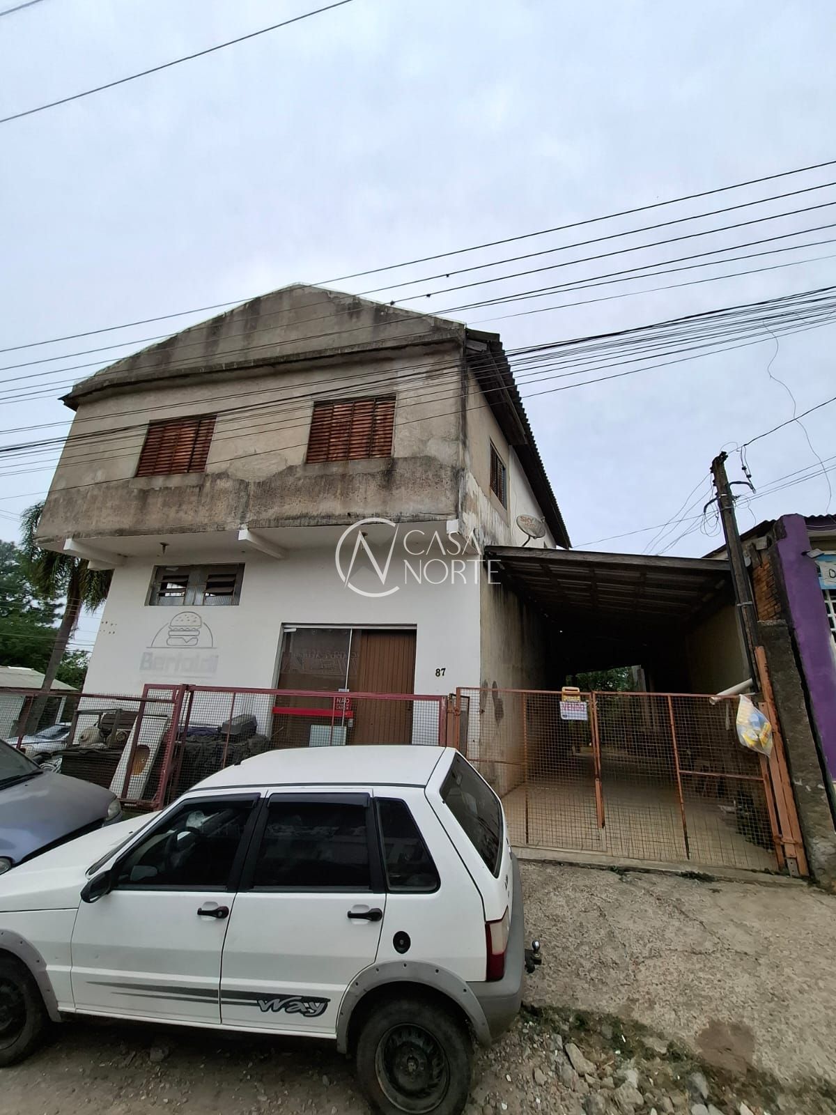 Casa Comercial à venda com 2 quartos, 100m², 3 vagas, Rua Leonardo da Vinci no bairro Lomba do Pinheiro em Porto Alegre