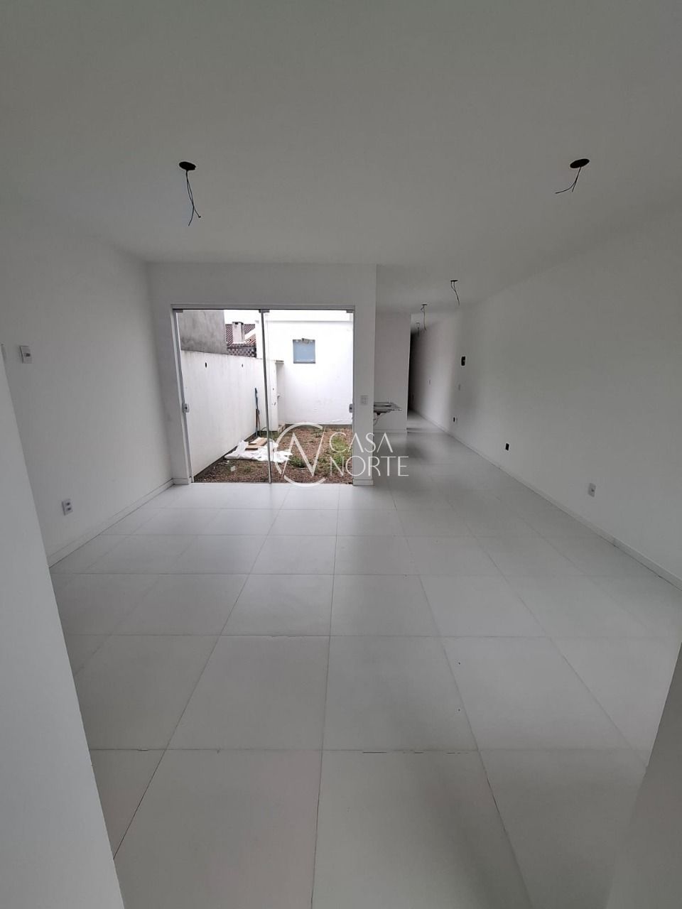 Casa à venda com 2 quartos, 89m², 2 suítes, 2 vagas, Rua Isidoro Bettio no bairro Aberta dos Morros em Porto Alegre