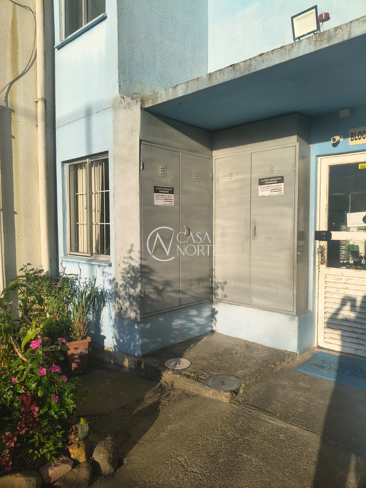 Apartamento à venda com 2 quartos, 38m², 1 vaga, Rua Capitão Pedroso no bairro Restinga em Porto Alegre