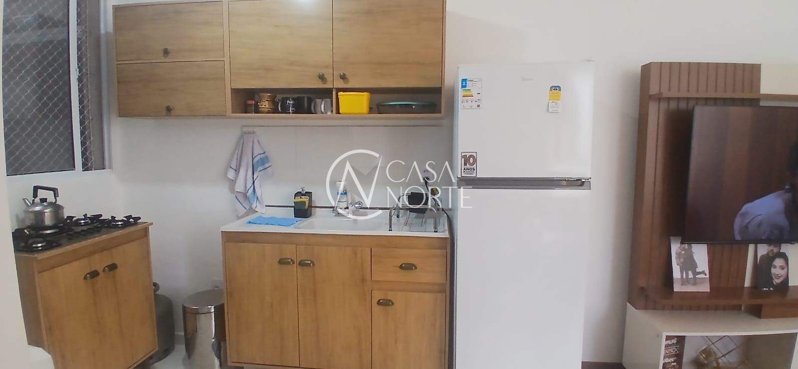 Apartamento à venda com 2 quartos, 45m², 1 vaga, Avenida Edgar Pires de Castro no bairro Restinga em Porto Alegre