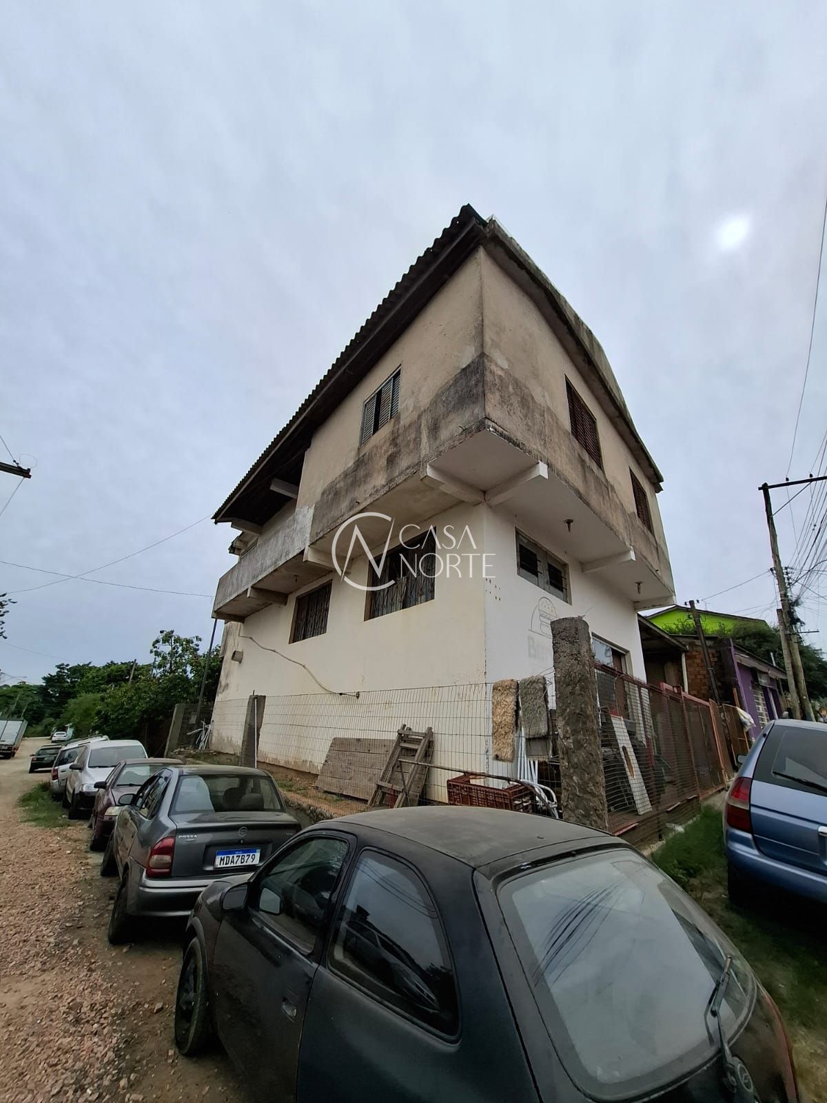 Casa Comercial à venda com 2 quartos, 100m², 3 vagas, Rua Leonardo da Vinci no bairro Lomba do Pinheiro em Porto Alegre