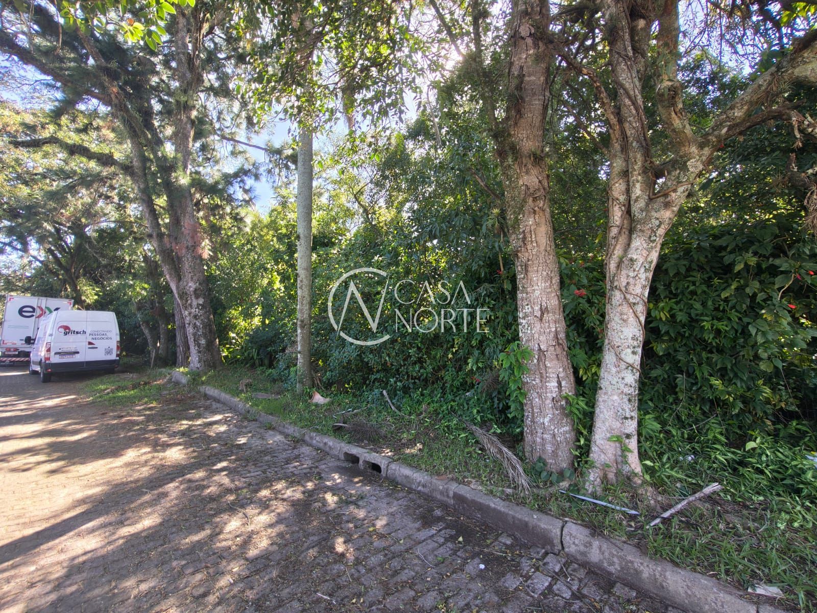 Terreno à venda  com 1m², Rua Ernesto Porfírio dos Reis no bairro Aberta dos Morros em Porto Alegre