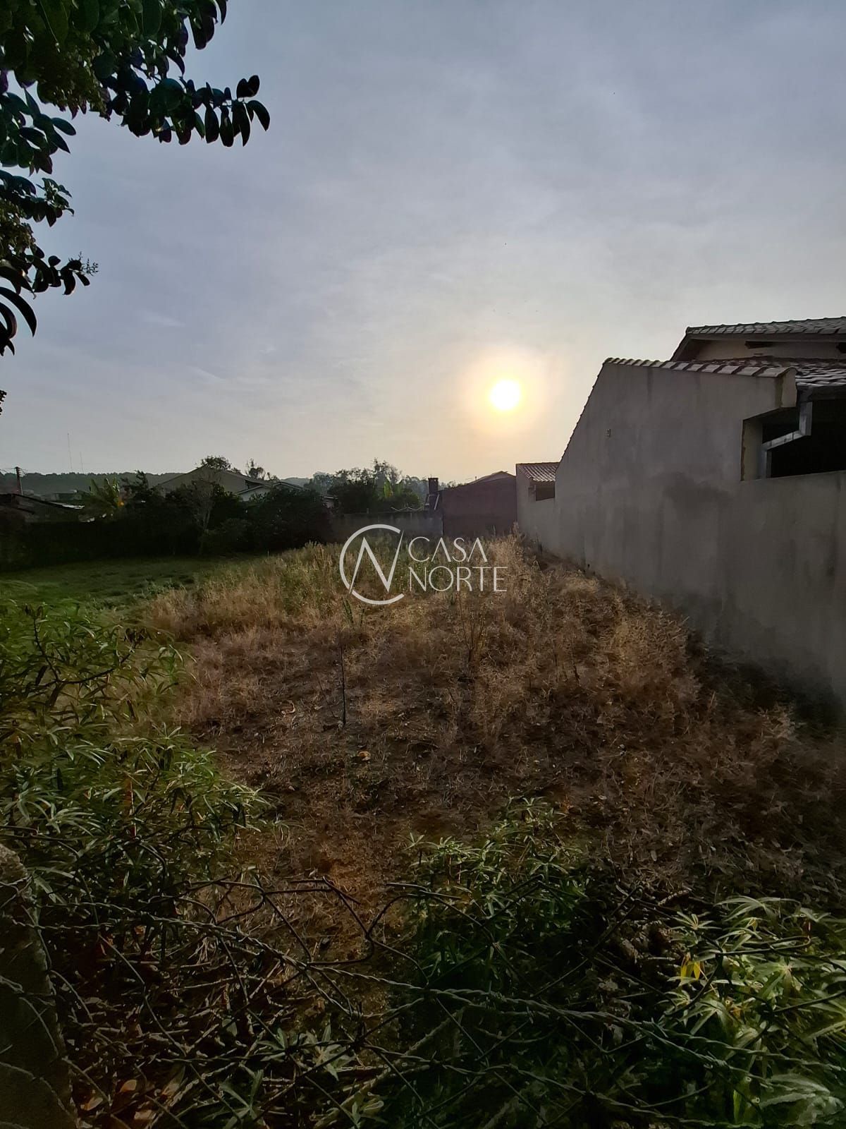 Terreno à venda  com 250m², Rua Natal Condotta no bairro Belém Novo em Porto Alegre