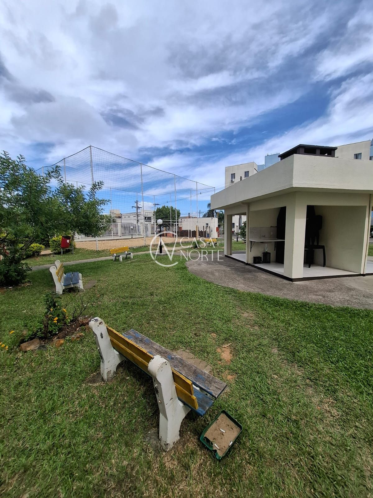 Apartamento à venda com 2 quartos, 38m², 1 vaga, Rua Capitão Pedroso no bairro Restinga em Porto Alegre