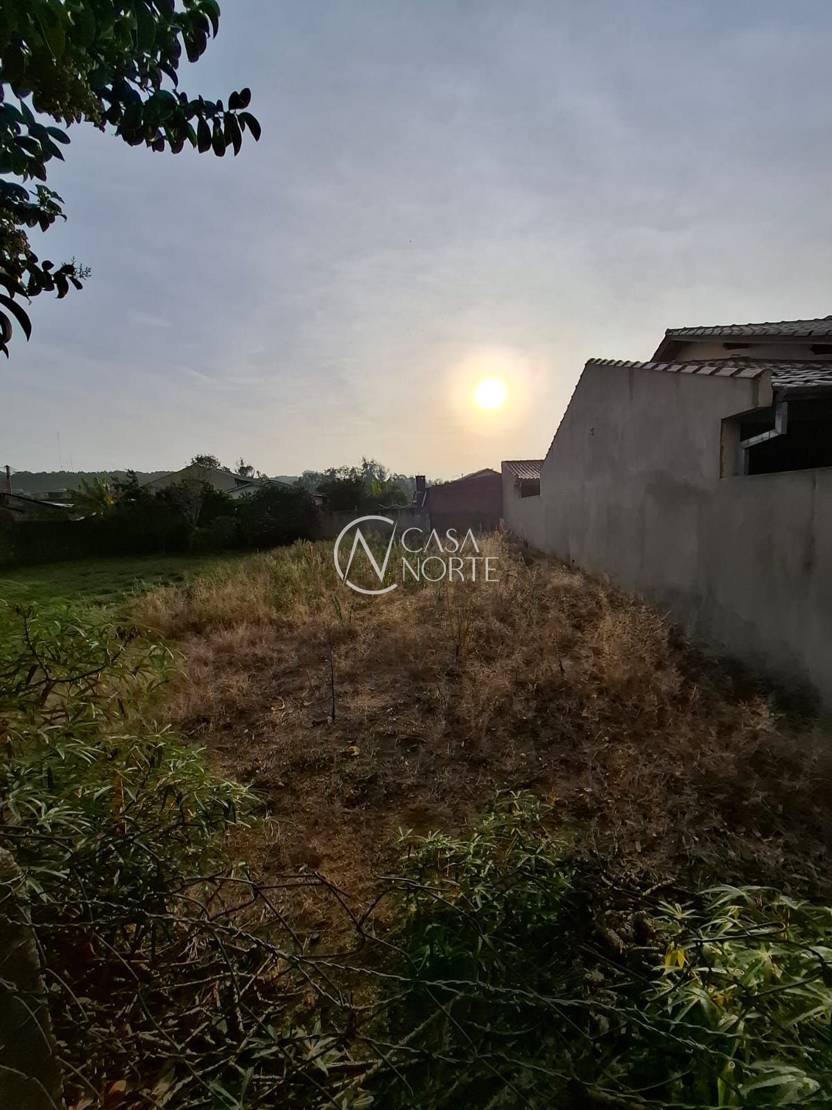 Terreno à venda  com 250m², Rua Natal Condotta no bairro Belém Novo em Porto Alegre