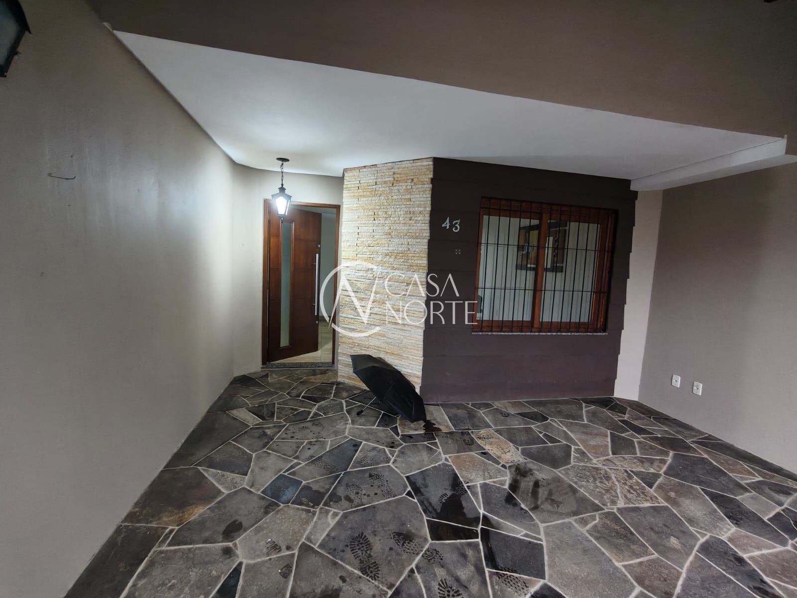 Casa à venda com 3 quartos, 141m², 2 suítes, 2 vagas, Rua Alexio Fagherazzi no bairro Aberta dos Morros em Porto Alegre