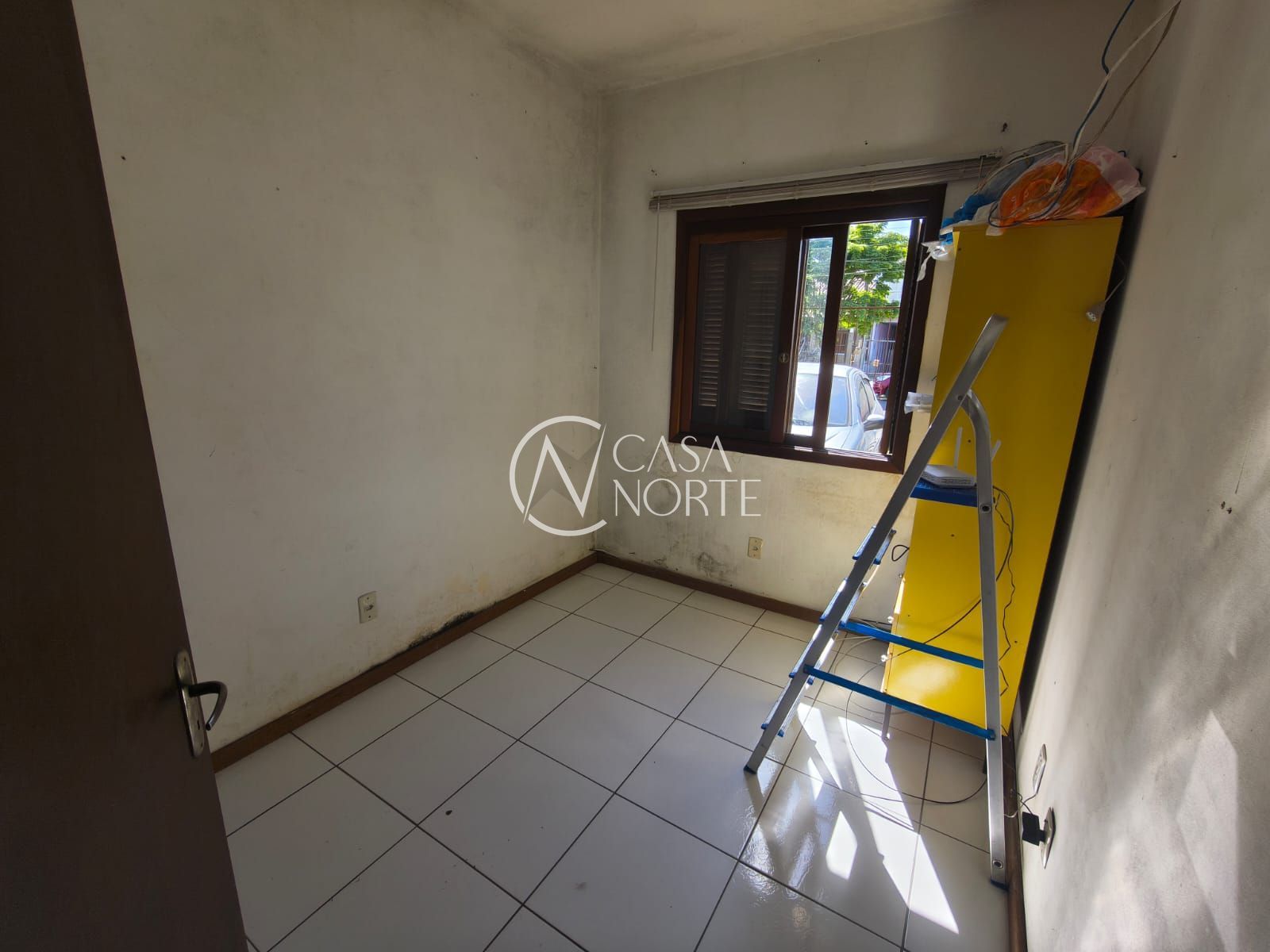 Casa à venda com 4 quartos, 139m², 1 suíte, 2 vagas, Rua Doutor Hermes Pacheco no bairro Aberta dos Morros em Porto Alegre