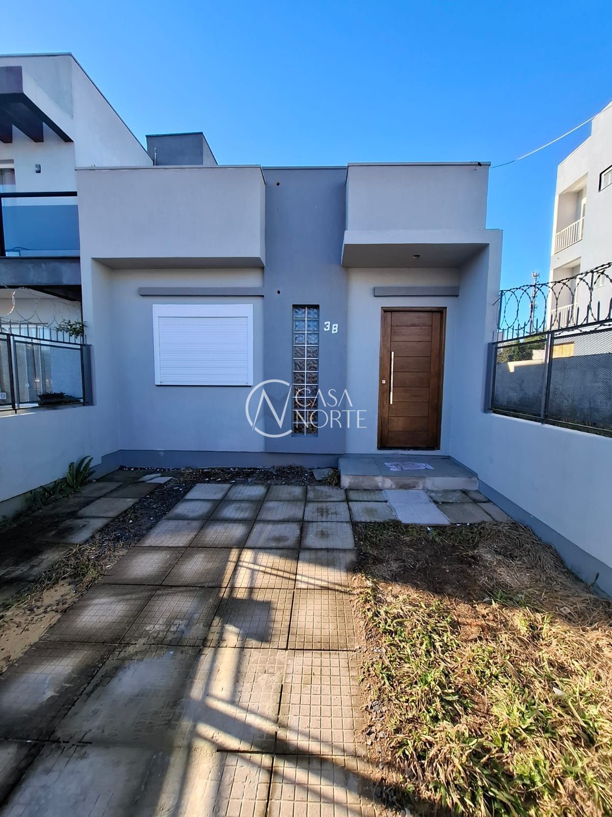 Casa à venda com 2 quartos, 92m², 1 suíte, 2 vagas, Rua Jorge Babot Miranda no bairro Aberta dos Morros em Porto Alegre